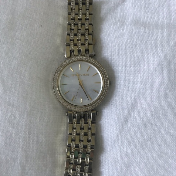 Michael Kors Gold Watch - Picture 2 of 6